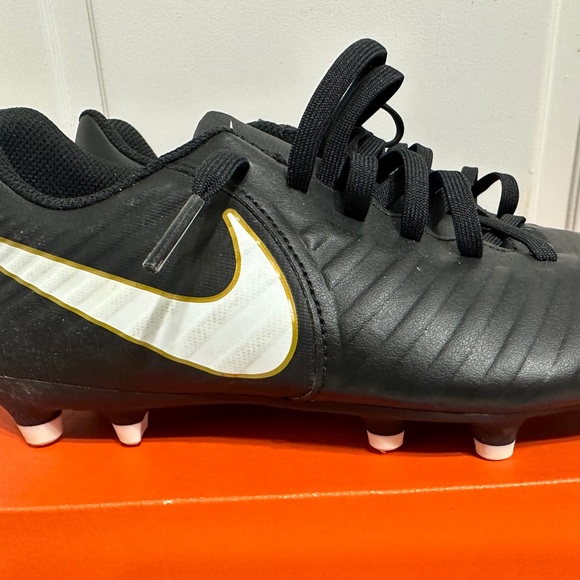 Nike Tiempo Rio IV FG Football Soccer Cleats (5Y) - Picture 5 of 10